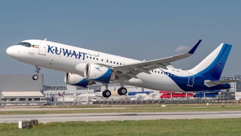 'الكويتية'-تعيد-جدولة-رحلاتها-بسبب-الأحوال-الجوية