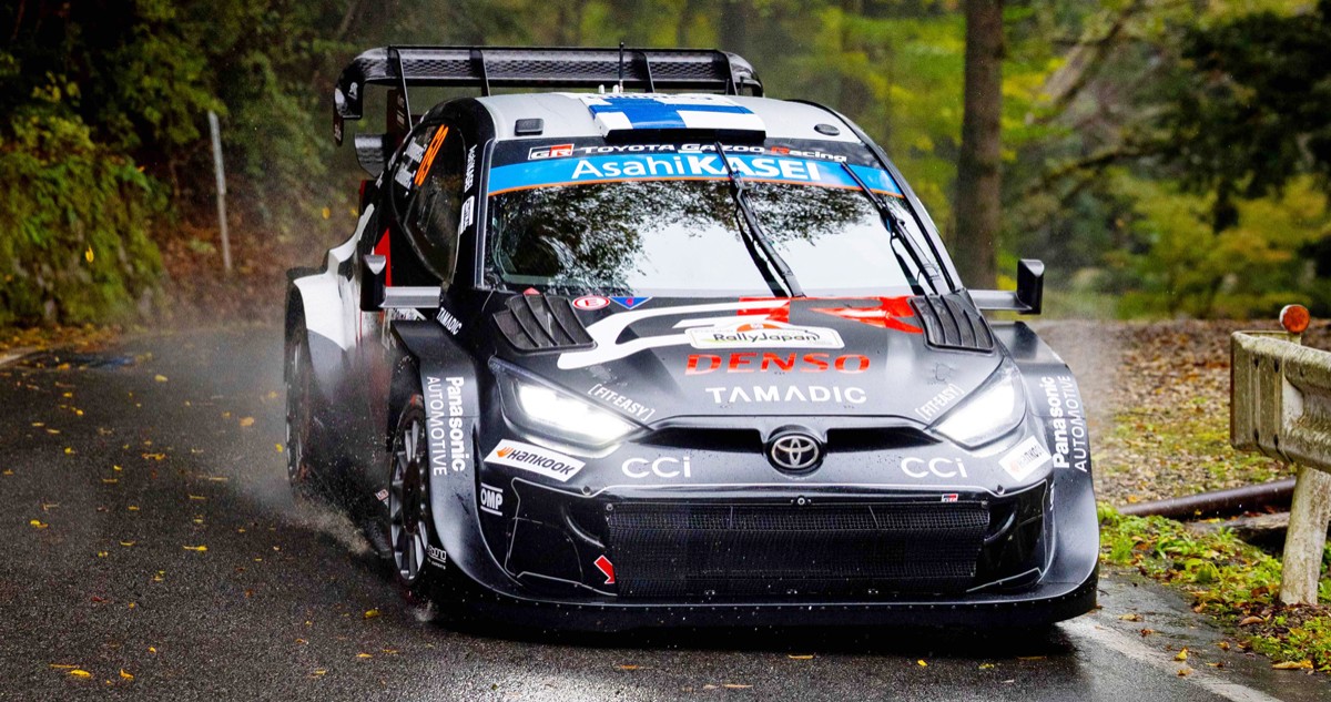 'تويوتا-جازو'-للسباقات-يحتل-المراكز-الثلاثة-الأولى-في-رالي-اليابان