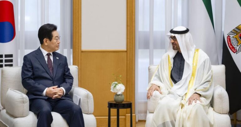 الإمارات-وكوريا-تعززان-شراكتهما-وتبرمان-اتفاقيات-ومذكرات-تفاهم
