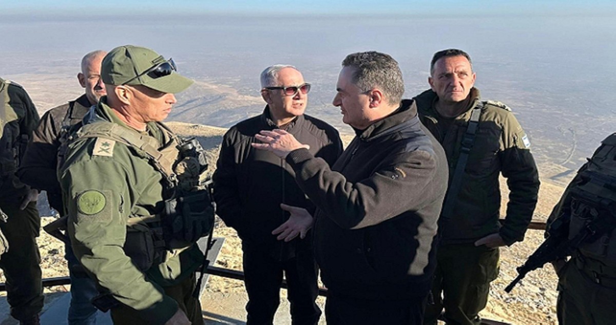 نتنياهو-وكاتس-يتجولان-في-سورية…-وجيش-الاحتلال-يواصل-توغله-في-القنيطرة