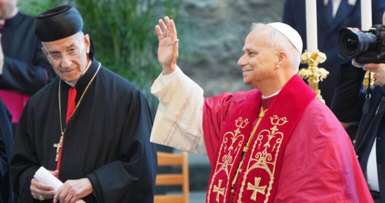 بابا-الفاتيكان-يدعو-لبنان-إلى-الثبات-والمثابرة-وتقديم-السلام