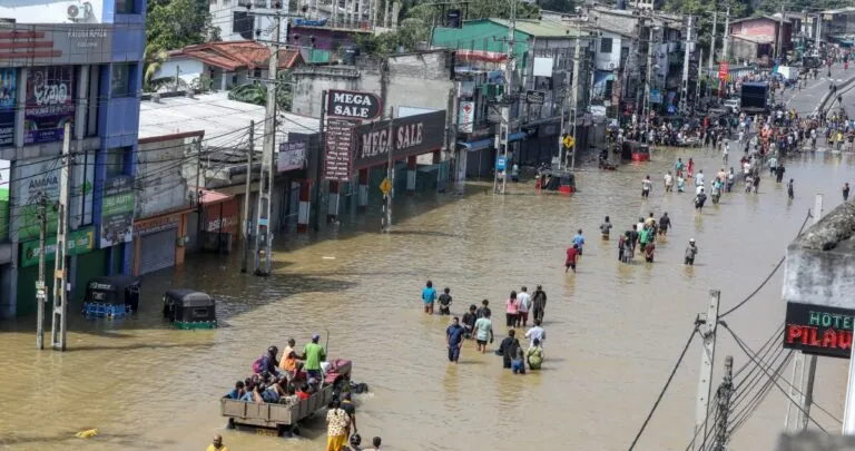 إندونيسيا:-ارتفاع-حصيلة-ضحايا-الفيضانات-إلى-631-قتيلاً-ومليون-نازح