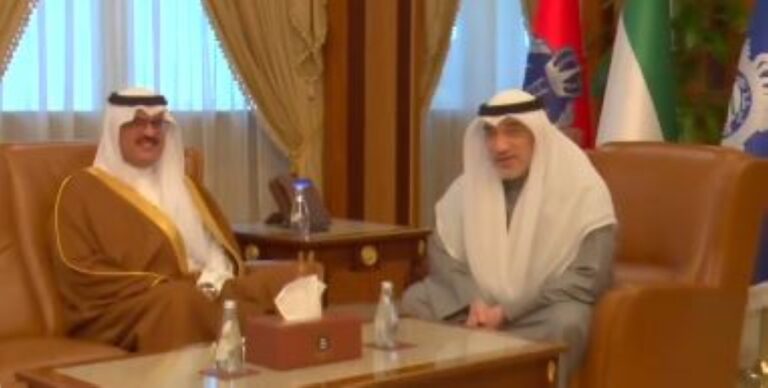 النائب-الأول-يبحث-مع-السفير-السعودي-تعزيز-التعاون