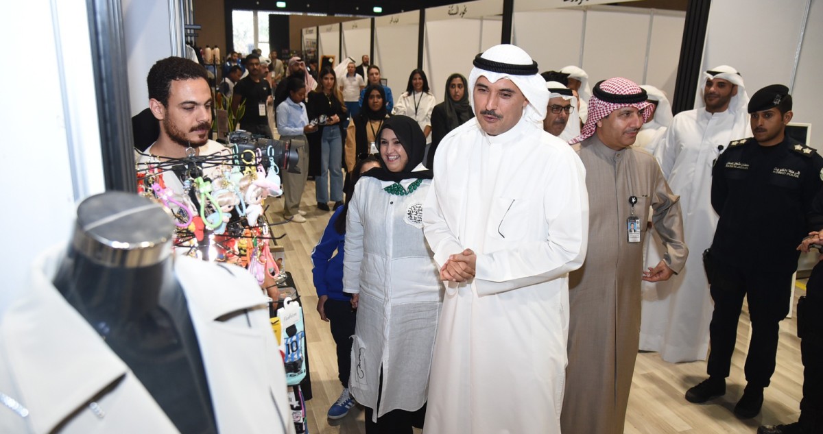 محافظ-الأحمدي:-المشروعات-الصغيرة-تسهم-في-دعم-الاقتصاد-الكويتي