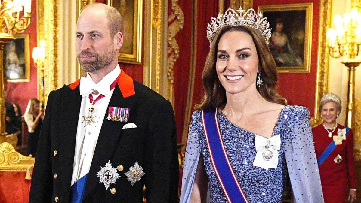 كيت-ميدلتون-تعود-إلى-المسرح-الملكي-بتاج-فيكتوري-أسطوري