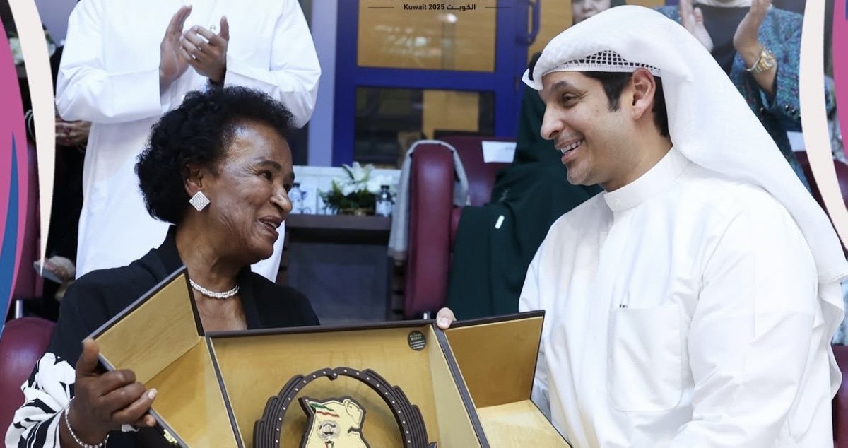 المطيري-افتتح-'طائرة-غرب-آسيا'-للسيدات