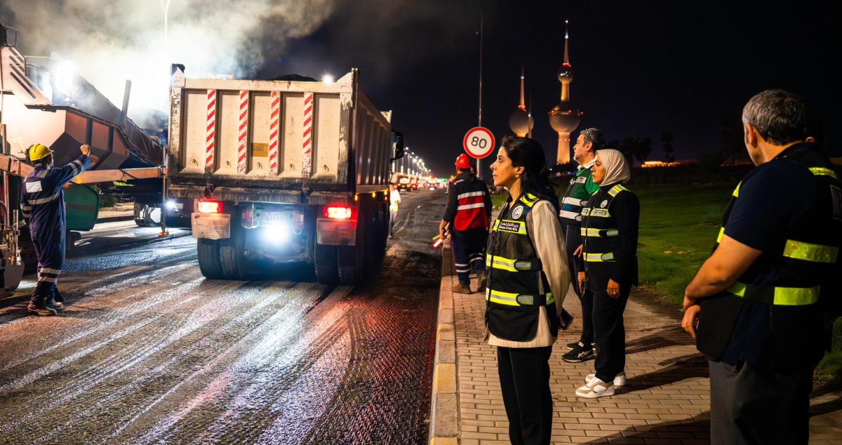 وزيرة-الأشغال-تتفقد-أعمال-الصيانة-في-شارع-الخليج