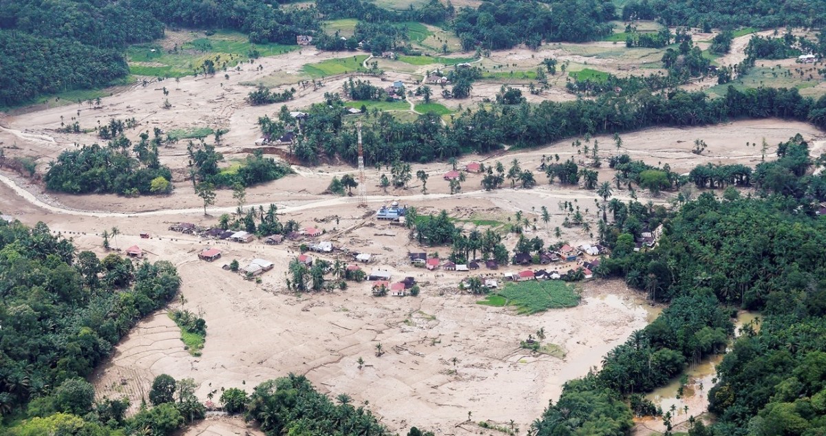 إندونيسيا:-900-قتيل-وأكثر-من-500-مفقود-في-فيضانات-سومطرة