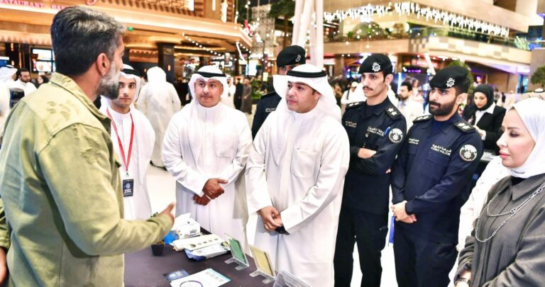 انطلاق-فعاليات-معرض-'نحمي-وطن'-في-الأڤنيوز