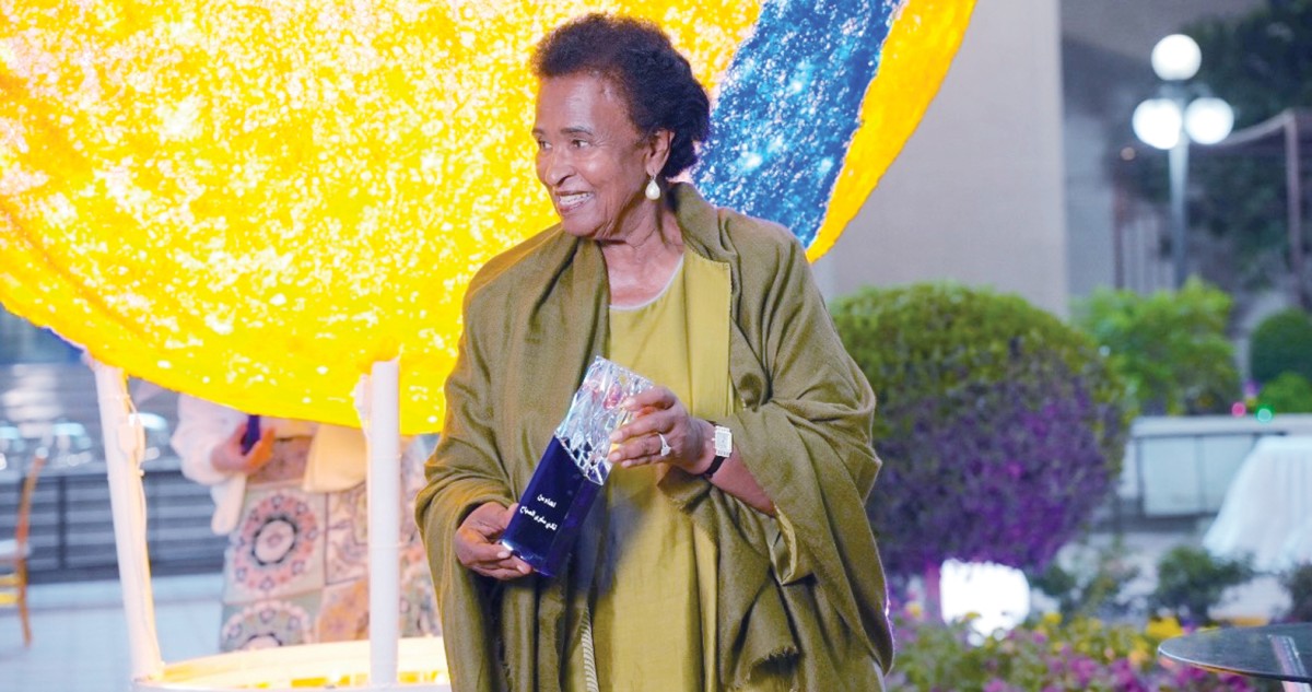 'سلوى-الصباح'-يكرّم-وفود-'غرب-آسيا-لطائرة'-السيدات