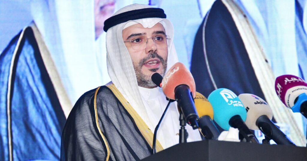 العجمي:-الكويت-شامخة-برجال-جعلوا-العطاء-رسالة…-والإحسان-نهجاً…-والبر-عنواناً-خالداً