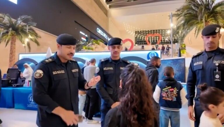 'الداخلية'-تواصل-فعاليات-معرض-حملة-'نحمي-وطن'-للتعريف-بقانون-المخدرات-في-'الخيران-مول'