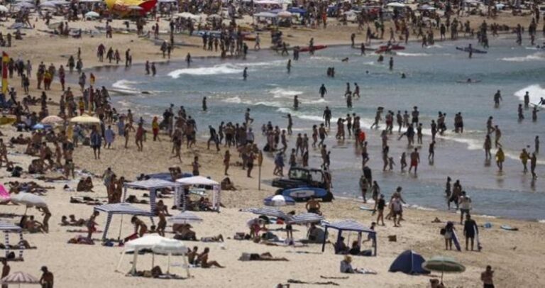 الشرطة-الأسترالية:-إطلاق-نار-عند-شاطئ-بوندي-في-سيدني