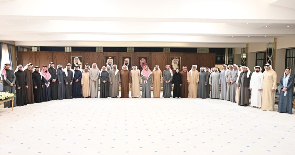 حمد-جابر-العلي-يولم-تكريماً-لعبدالله-بن-زايد