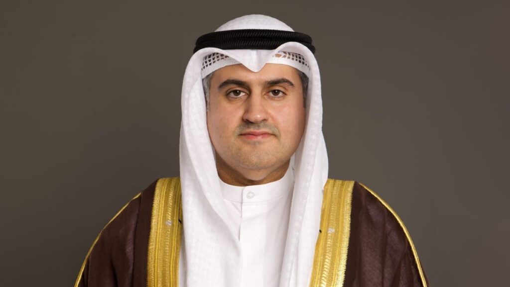 وزير-العدل-يحيل-رئيس-ونواب-'-الخبراء'-للتقاعد