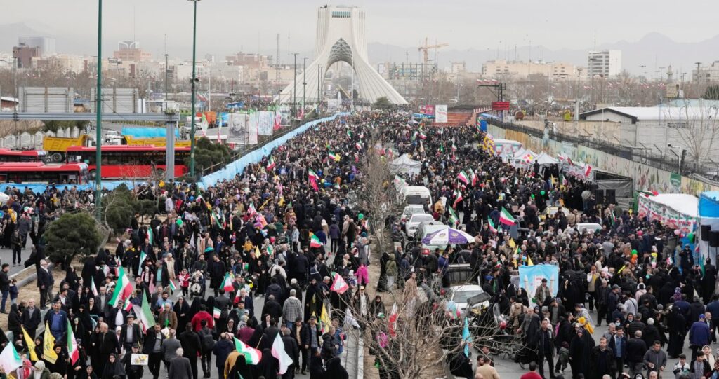 ترامب:-إيران-تريد-إبرام-اتفاق-بشأن-برنامجيها-النووي-والصاروخي