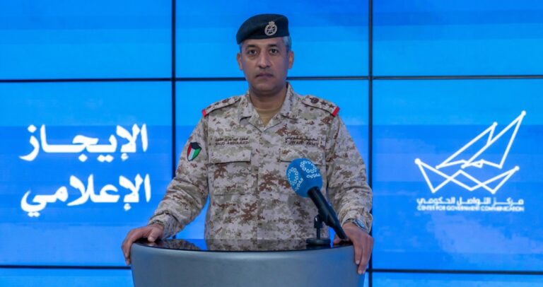 الدفاع: قواتنا المسلحة رصدت وتعاملت مع 15 طائرة مسيرة معادية خلال الـ24 ساعة الماضية