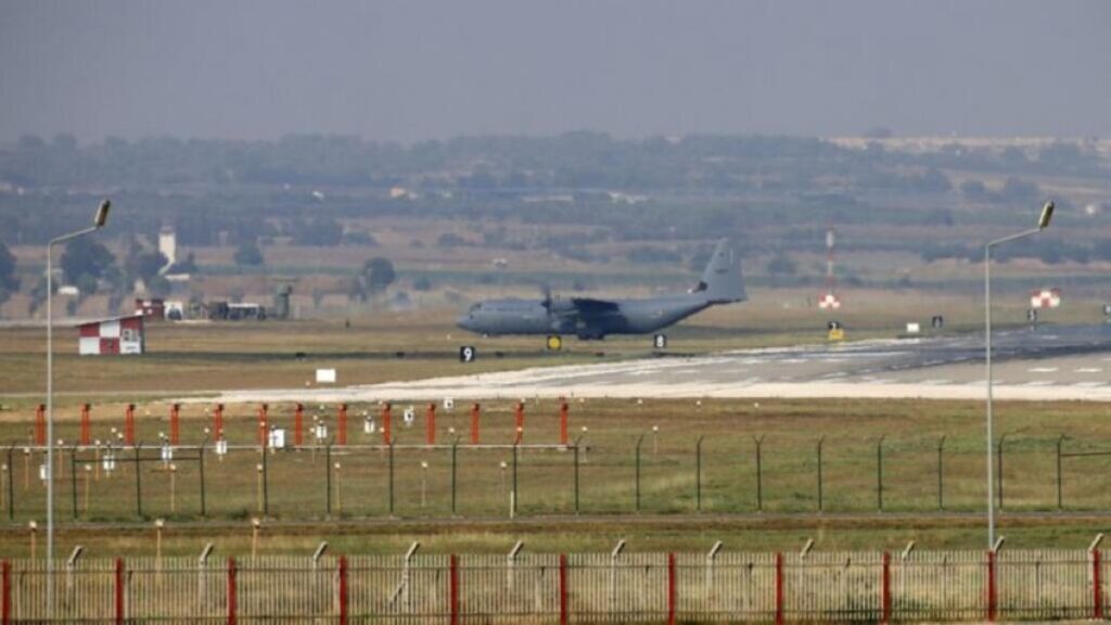 تركيا-تنفي-استخدام-قاذفات-أميركية-لقاعدة-إنجرليك-الجوية