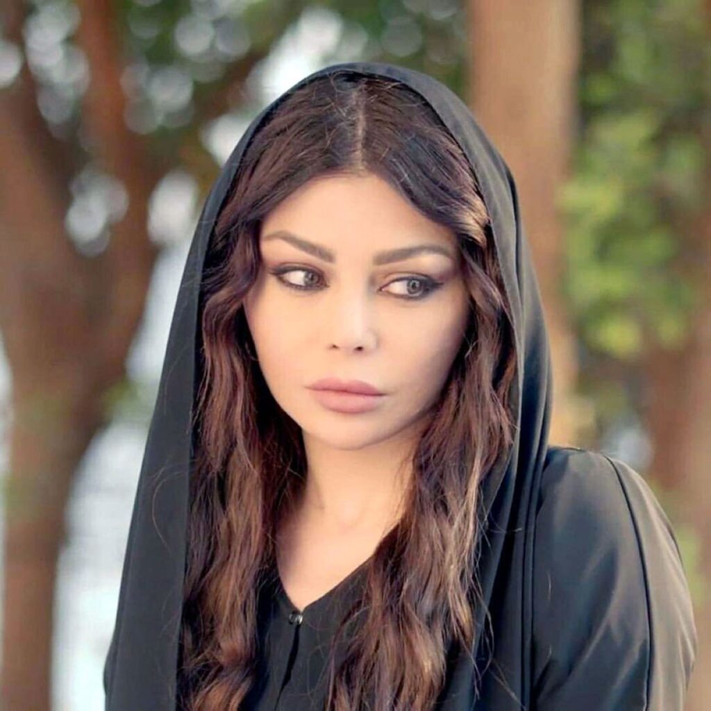 هيفاء-وهبي-والطبيب-'المستغل'-18-مايو-في-المحكمة