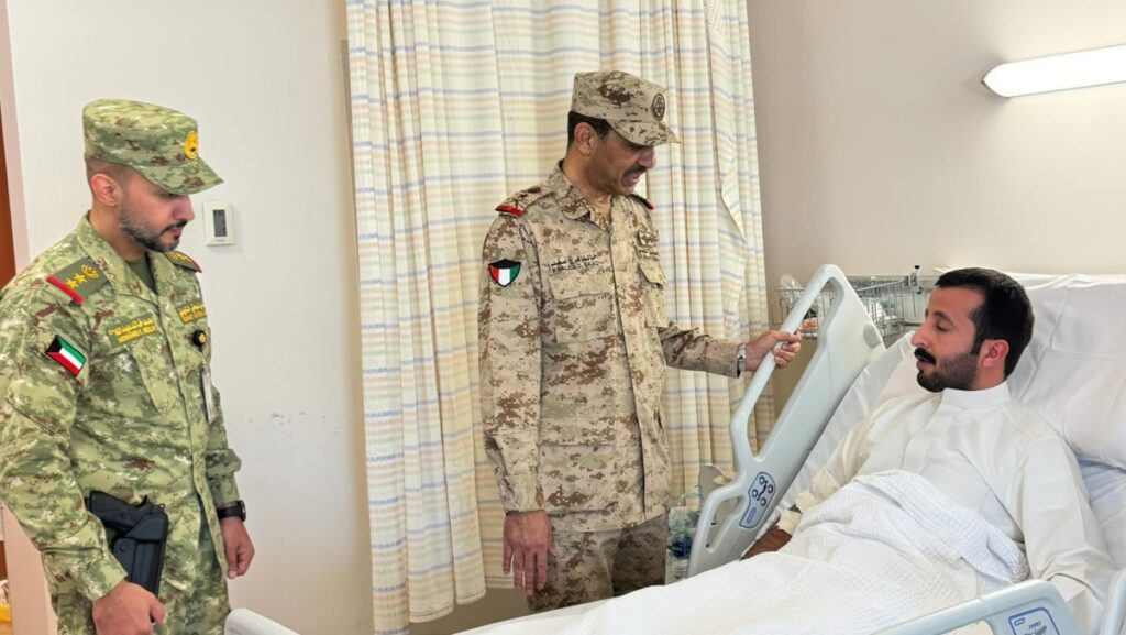 رئيس-الأركان-يزور-مصابي-الحرس-الوطني-ويطمئن-على-حالتهم-الصحية