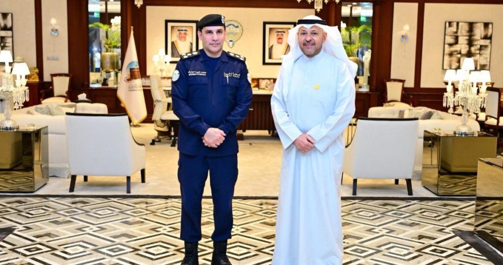 محافظ-الفروانية-يبحث-الجاهزية-الأمنية-مع-العميد-الغصاب