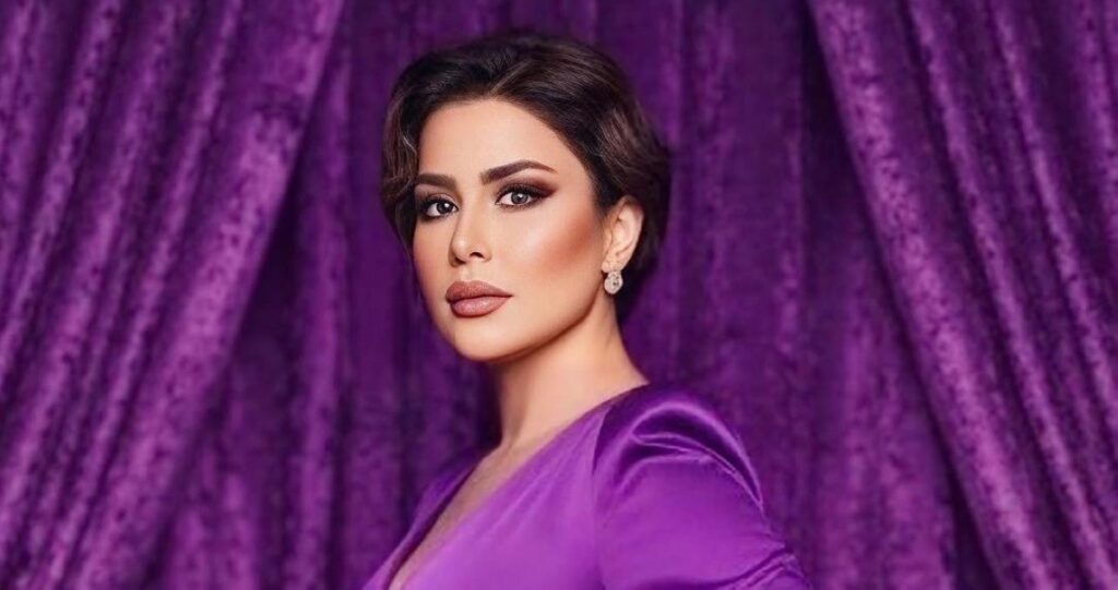 'شمس'-أشرقت-على-السجادة-الحمراء-بإطلالات-جريئة