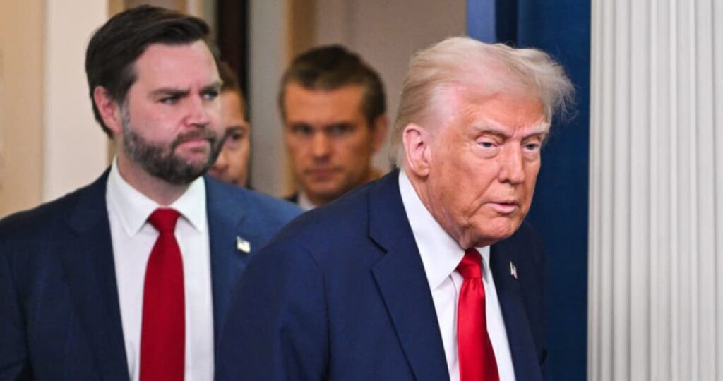 ترامب:-جيه-دي-فانس-لن-يتوجه-إلى-باكستان-لأسباب-أمنية