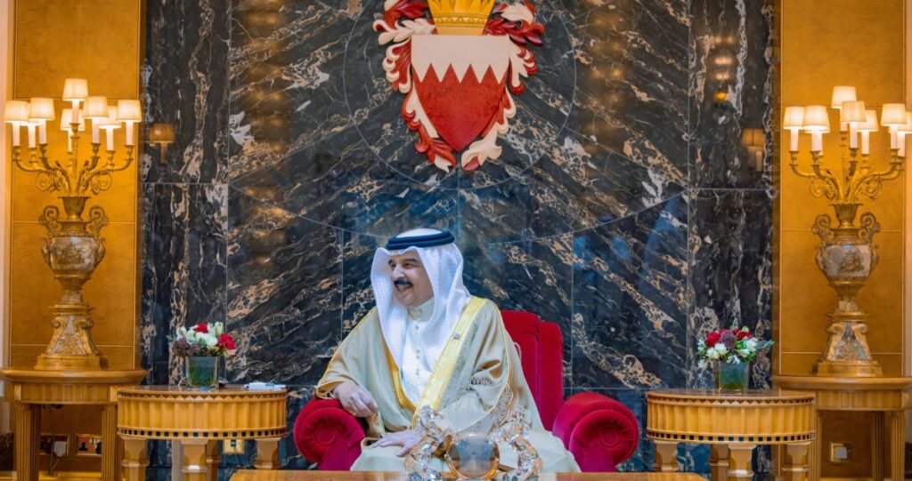 ملك-البحرين:-محاسبة-كل-من-سوّلت-له-نفسه-خيانة-الوطن