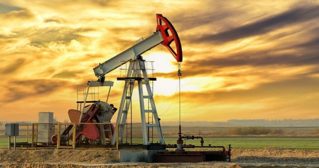 النفط-يصعد-بسبب-تعثر-المفاوضات-بين-أميركا-وإيران-وإغلاق-مضيق-هرمز